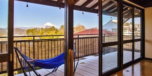 Izu Ricca | View from room