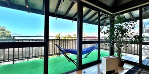 Izu Ricca | Lanai