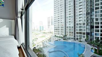 Indoor pool, outdoor pool