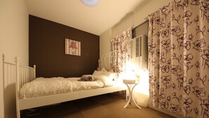 Ảnh chưa phân loại, 4 trong số 38 ảnh, nút