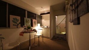 Ảnh chưa phân loại, 2 trong số 38 ảnh, nút