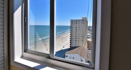 Henkeäsalpaavat näkymät Oceanfront 3 sänky 2. 5 kylpy Penthouse Condo Waters Edge Resort