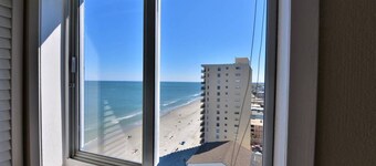 Vista mozzafiato sull'oceano 3 letti 2. 5 bagni Penthouse Condo Waters Edge Resort