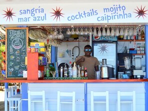 Bar (en la propiedad)