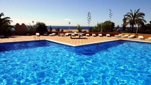 Unclassified image, 3 of 36, button - LES TERRASSES de Cala Llevado (Tossa del mar)
