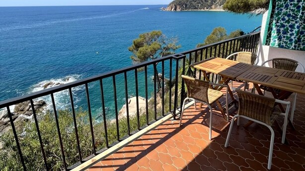 Unclassified image, 1 of 36, button - LES TERRASSES de Cala Llevado (Tossa del mar)