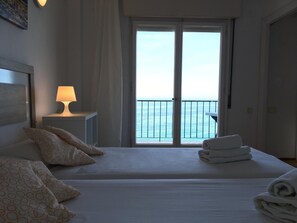 2 habitaciones, tabla de planchar con plancha y internet gratis 