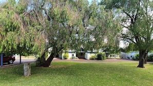 Garden view - Busselton Holiday Units (Busselton)