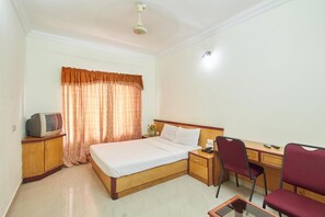 Habitación básica | Escritorio y wifi gratis 
