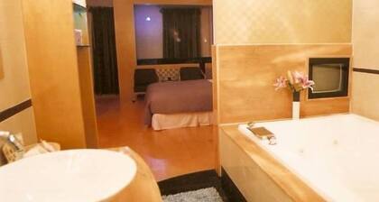Ritz Motel