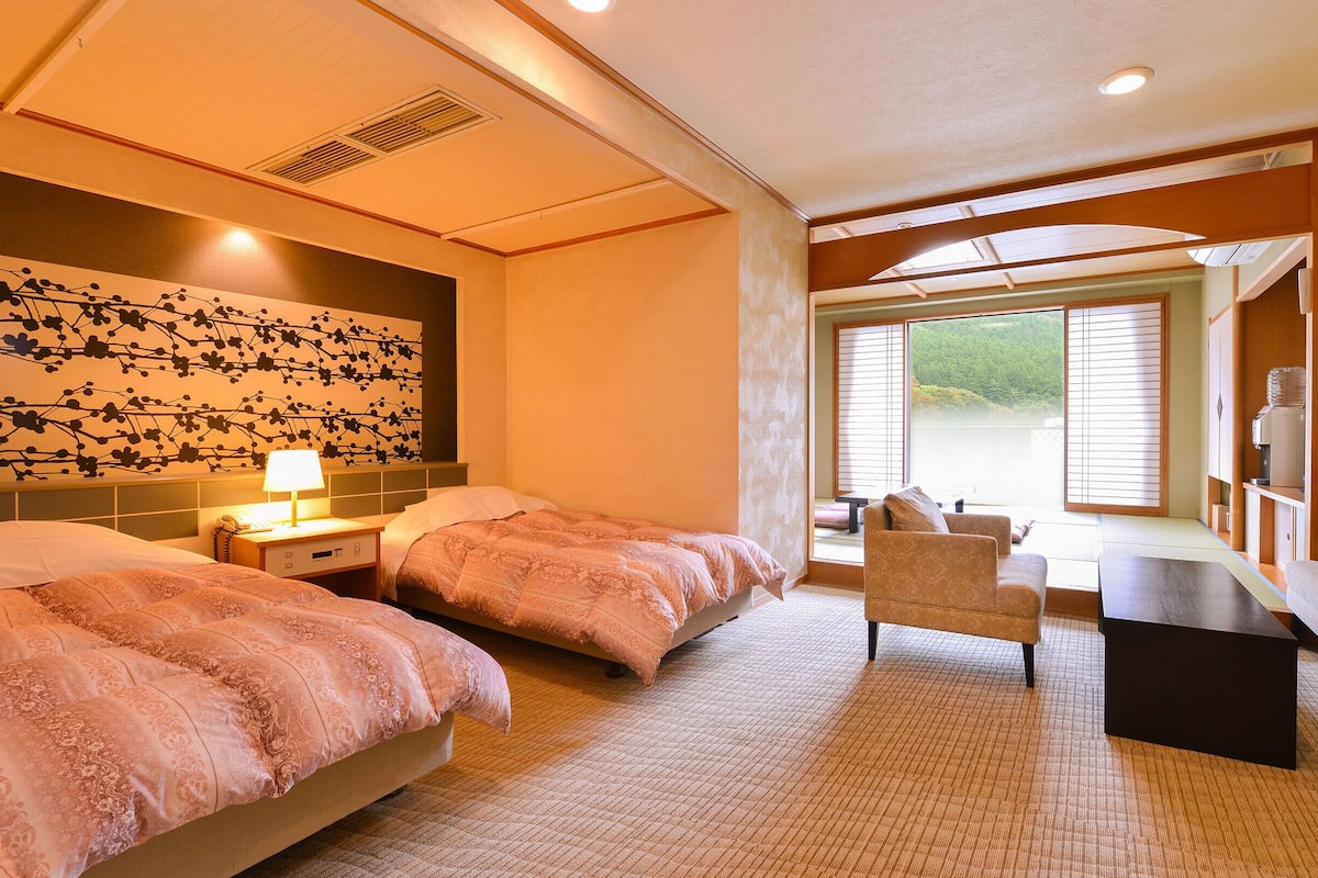 Superior Japanese-Western-Style-Room holds 7 people - Indoor Bath - Non-Smoking | Draps fournis