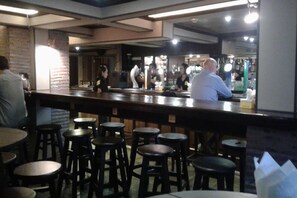 Bar (en la propiedad)