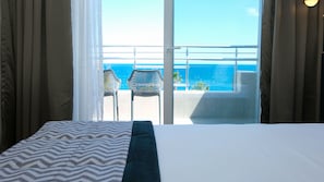 Suite, bubbelbad | Een kluis op de kamer, geluiddichte muren, gratis wifi, beddengoed