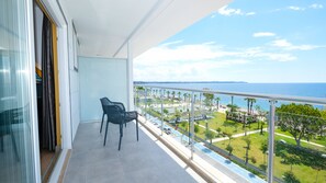 Suite, terras | Uitzicht vanaf balkon