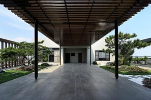 Exterior - Doho confucius hotel (Caotun)