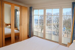 2 Schlafzimmer, Reisekinderbett, WLAN, Bettwäsche