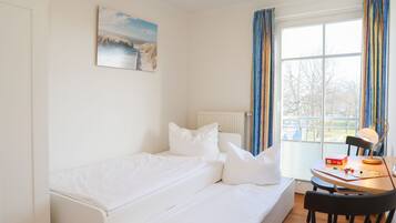 2 Schlafzimmer, Reisekinderbett, WLAN, Bettwäsche