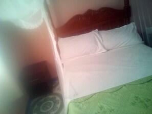 Single Room - Famouse Guest House (Nairobi)