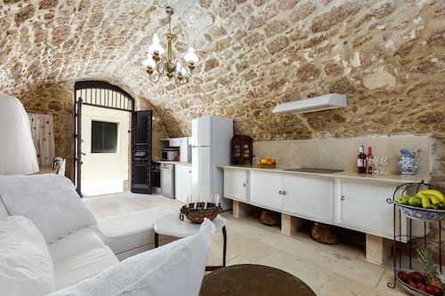 Antonia's Red apartment deluxe with roof terrace - Old town view