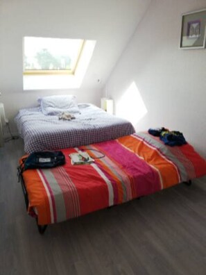 2 Schlafzimmer, Bügeleisen/Bügelbrett, WLAN