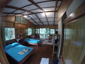 In-room safe, individually decorated, blackout drapes, free WiFi - Cabañas Bajo Bosque Drake (Drake Bay)