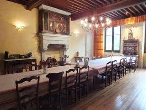 Restaurant - Chateau du Donjon (Drumettaz-Clarafond)