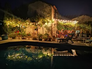 Outdoor pool, a heated pool - Luxurious private gite with pool, terrace, large gardens, golf simulator and gym (Limalonges)