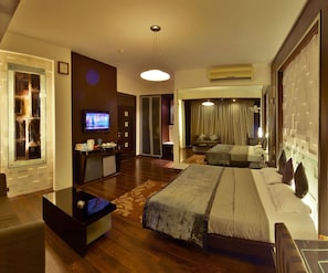 Room - Shreyans Inn (New Delhi)