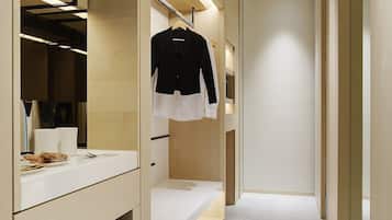 Couette en duvet d'oie, coffres-forts dans les chambres, bureau