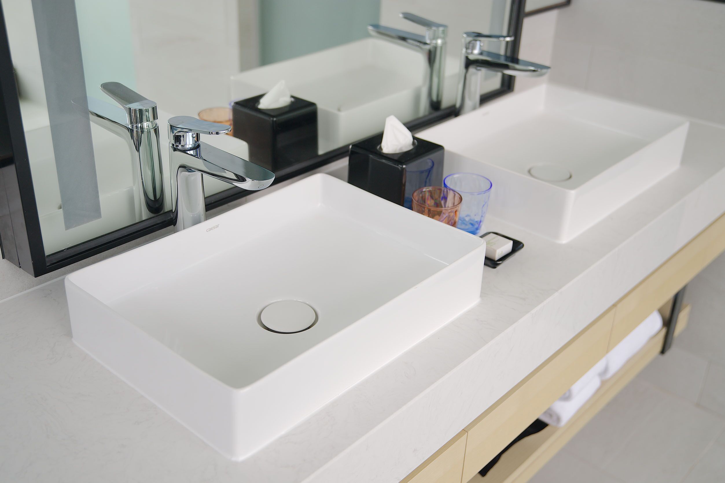 superior quadruple room | bathroom | hair dryer, bidet, towels, shampoo