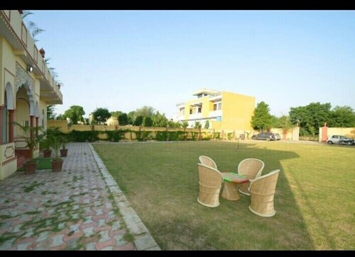 Anand Mahal Resort & Spa