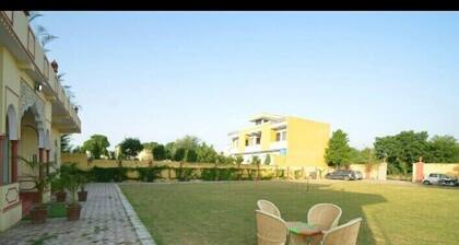 Anand Mahal Resort & Spa