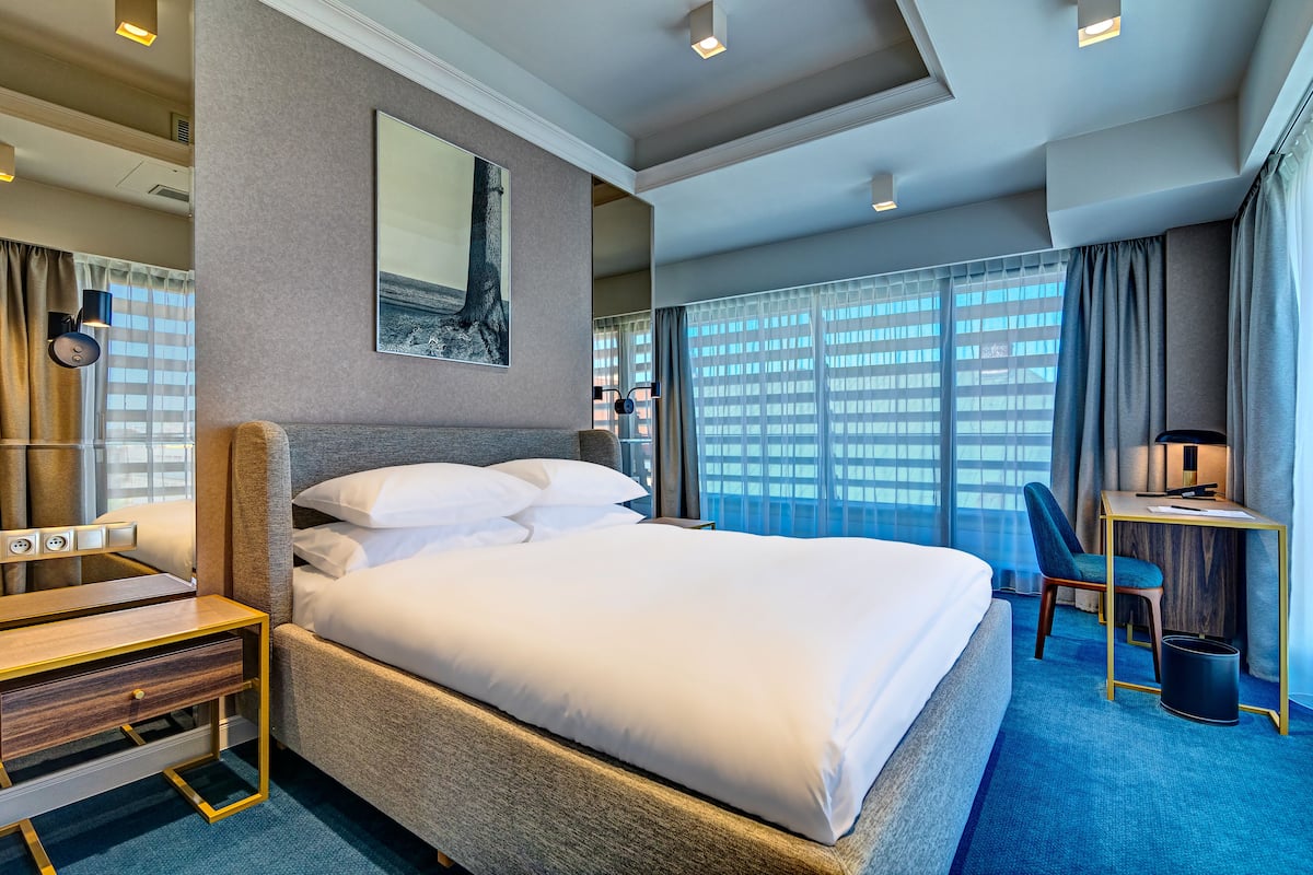 Premium studio suite | Een kluis op de kamer, individueel gedecoreerd, individueel gemeubileerd