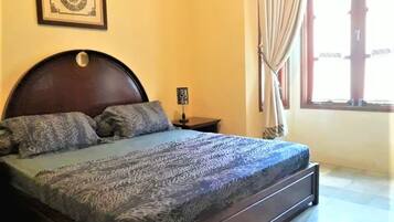 Standard Cottage, 2 Bedrooms | Desk, free WiFi, bed sheets