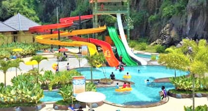 Pesona Nirwana Resort by Zuzu