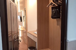 Room - Alzara Hotel Syariah (Wonosari)