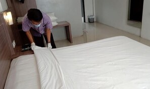 Room - Alzara Hotel Syariah (Wonosari)