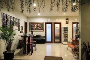 Interior - Dewivilla Hotel (Padangbai)