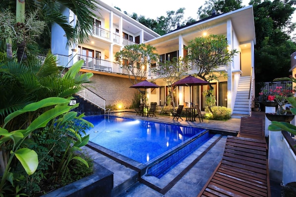 Pool - Dewivilla Hotel (Padangbai)