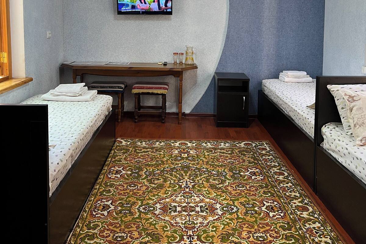 Premium bedding, down duvets, Select Comfort beds, desk