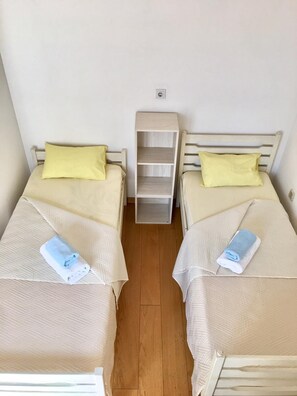 3 camere, Wi-Fi, lenzuola