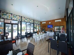 Dining - GT Residence Hotel (Buriram)