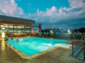 Pool - GT Residence Hotel (Buriram)