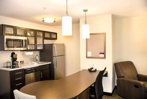 Room - Candlewood Suites York (York)