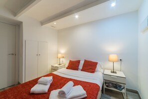 1 bedroom, iron/ironing board, free WiFi