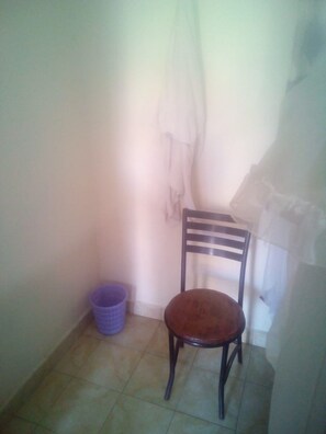 Cortinas opacas y ropa de cama