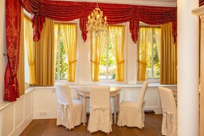 Restauration dans la chambre