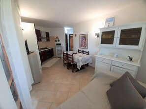 Interior - Two-room sea view 450 mt (Costa Rei)