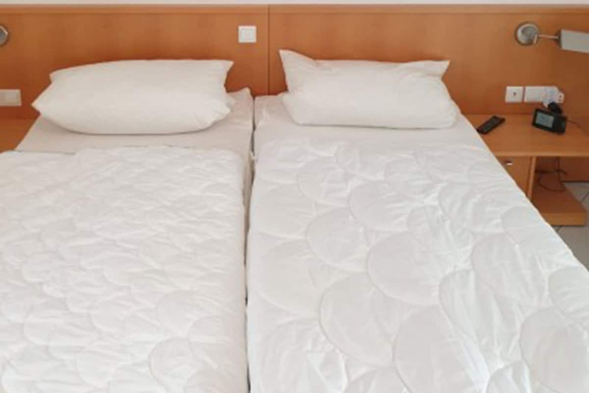 Lägenhet - balkong (Sunshine) | 2 sovrum, skrivbord och gratis wi-fi