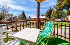 Balcony - Homerez - Apartment in Bolquère, mountain view (Bolquère)